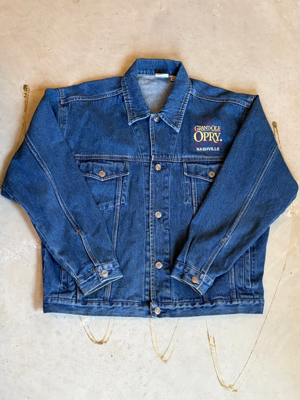 Grand Ole Opry Nashville Embroidered Denim Trucker Jacket Large